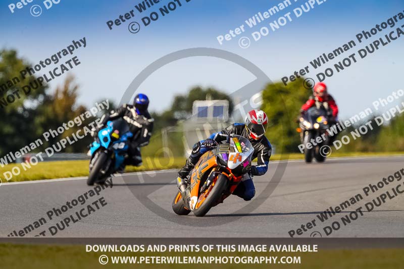 enduro digital images;event digital images;eventdigitalimages;no limits trackdays;peter wileman photography;racing digital images;snetterton;snetterton no limits trackday;snetterton photographs;snetterton trackday photographs;trackday digital images;trackday photos